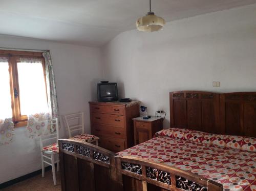 Albergo Cervo (آلبرگو كروو) 