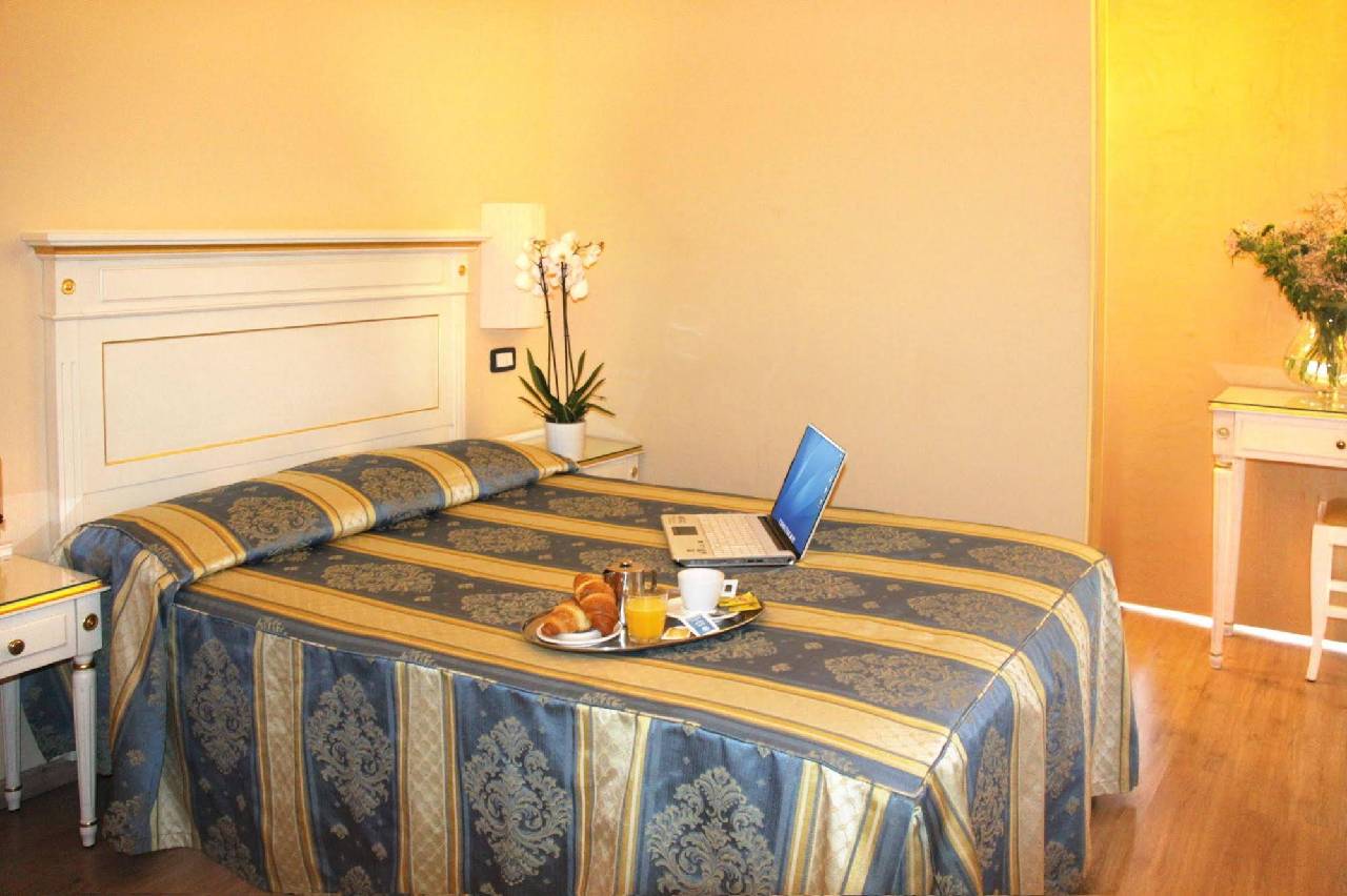 Hotel Regit 