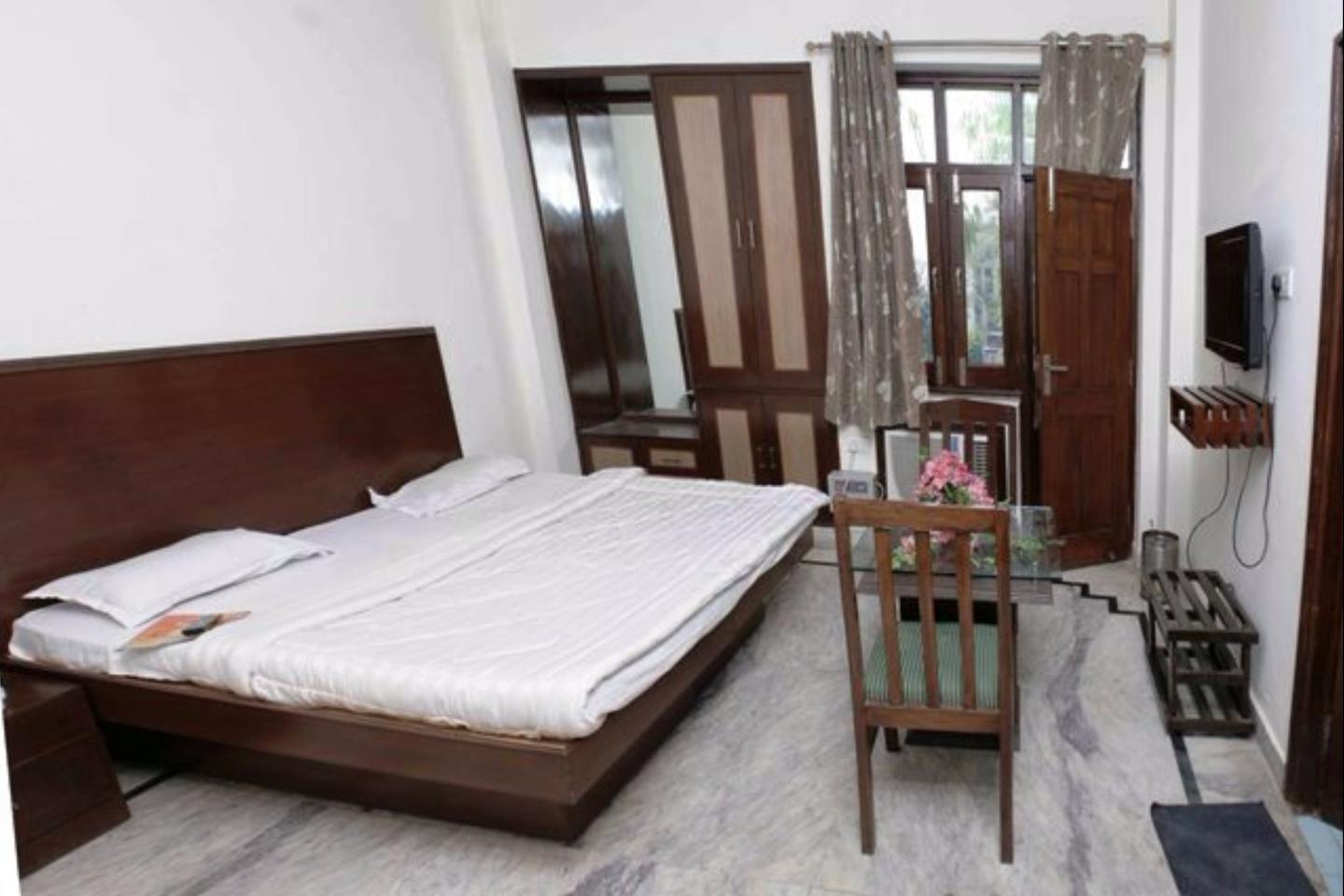 Hotel Shivanta Residency 