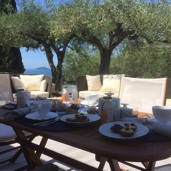 Velamica Resort Outdoor Dining