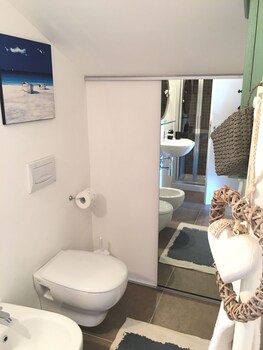 Velamica Resort Bathroom