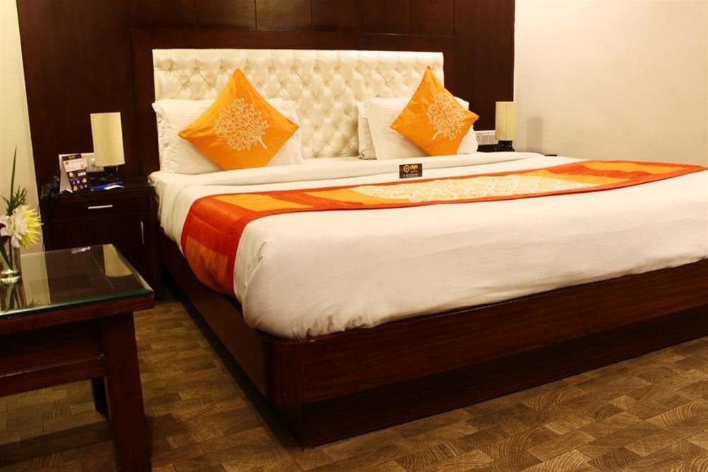 Oyo Rooms Near Mall Road 1 