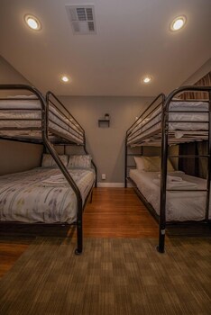 Immaculate 4bed 7min To Vegas Strip Guestroom