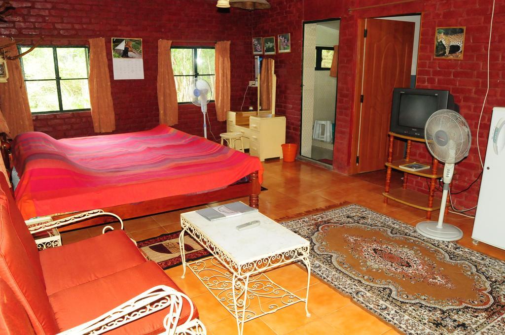 Bamboo Banks Farm & Guest House 