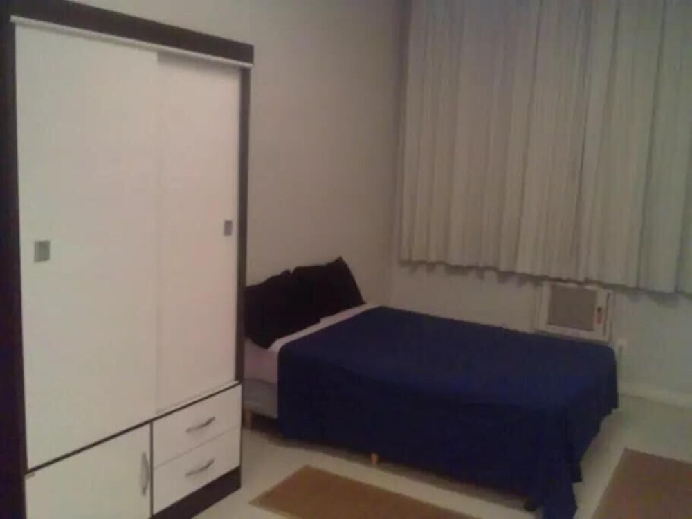 Etours Novo Quarto Sala Em Copacabana Guestroom