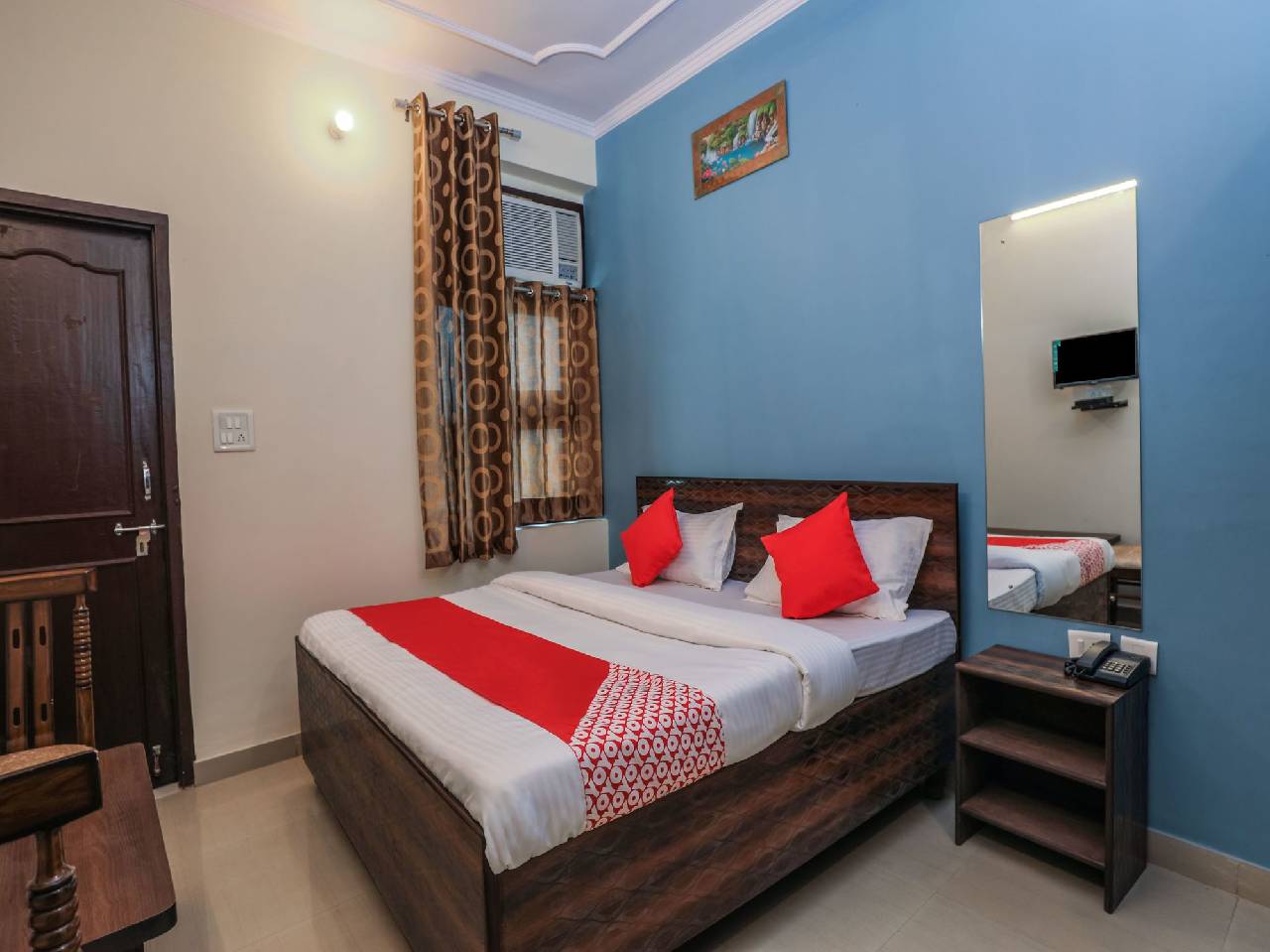 Oyo 14911 New Airport Residency 