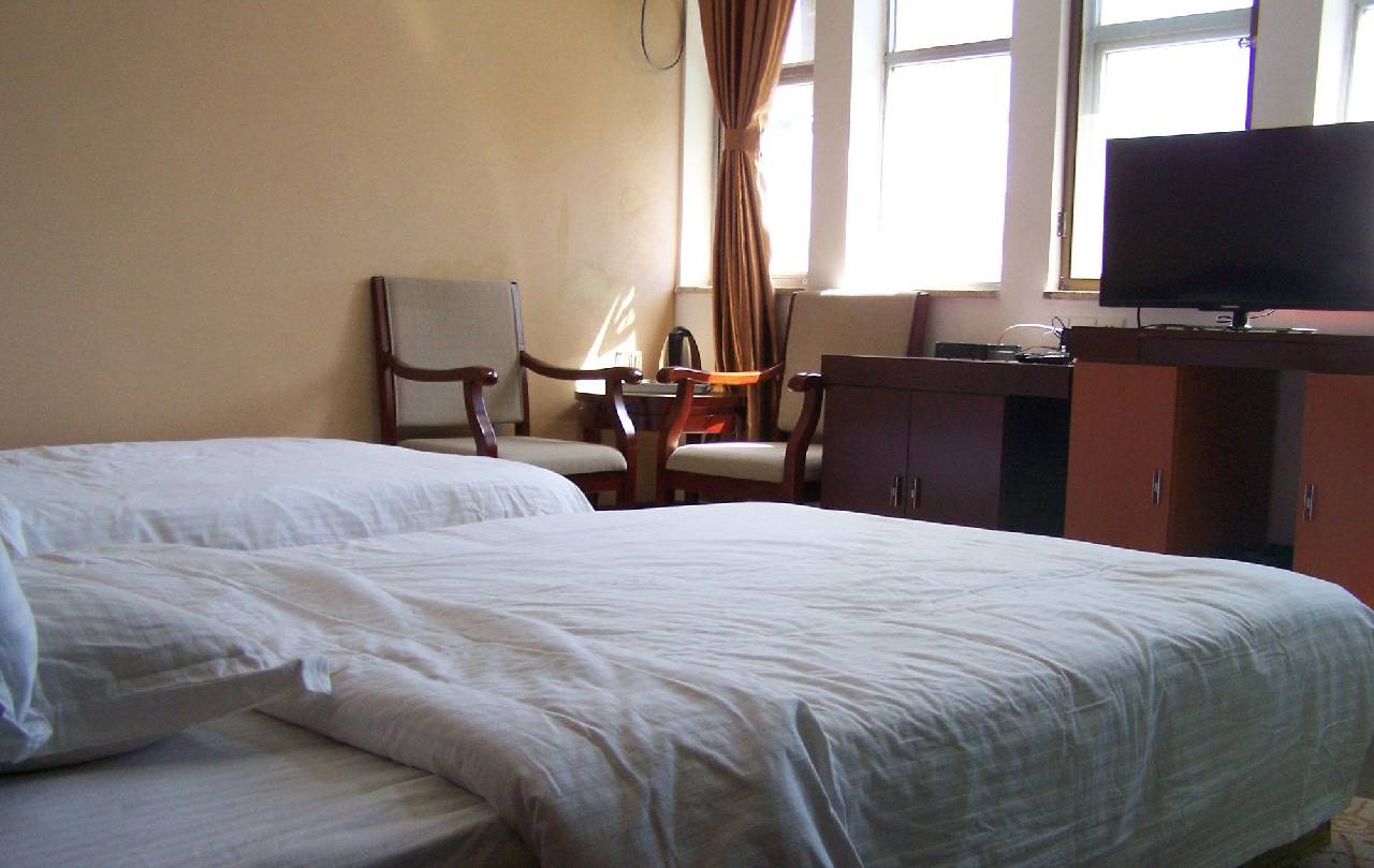 Premier Hotel 