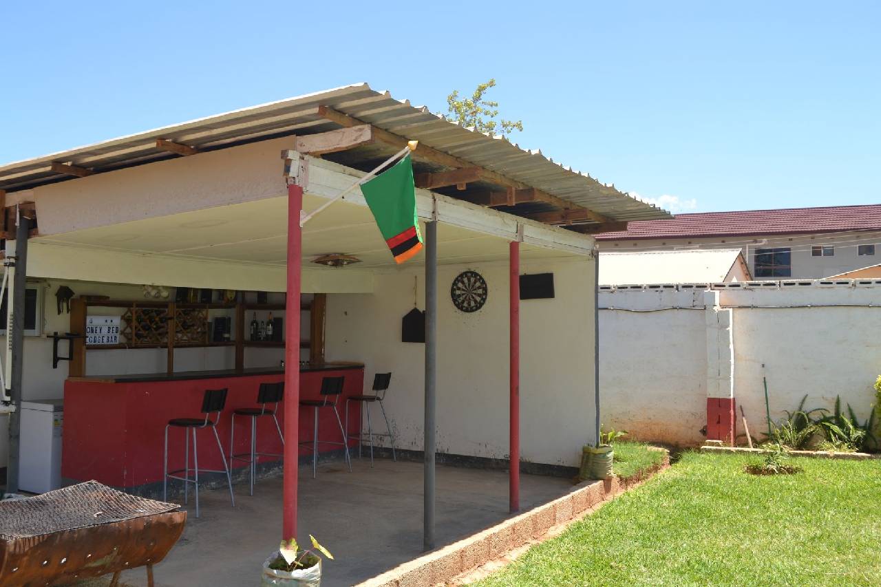 Honeybed Lodge 