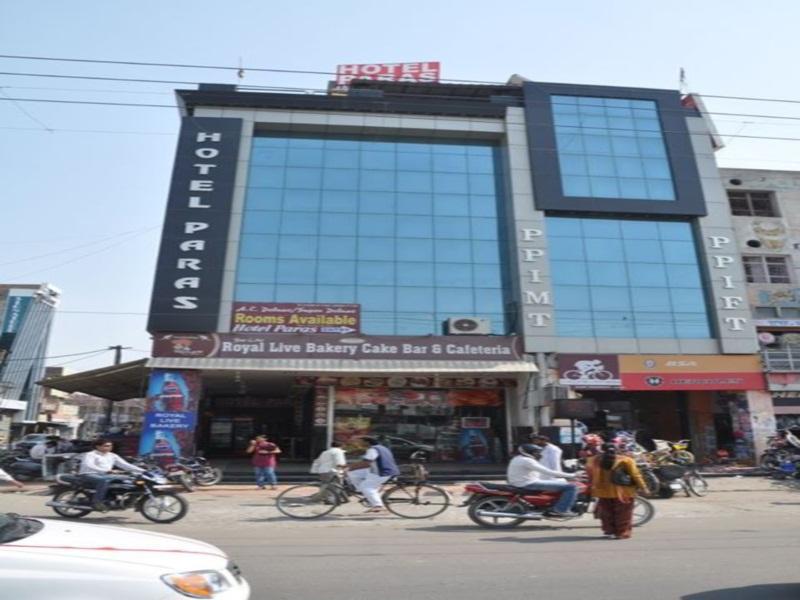 Paras Hotel 