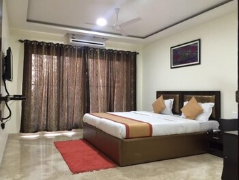 Sapphire Asta Powai Guestroom