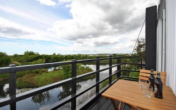 6 Avocet Quay Emsworth 30577 Terrace/Patio