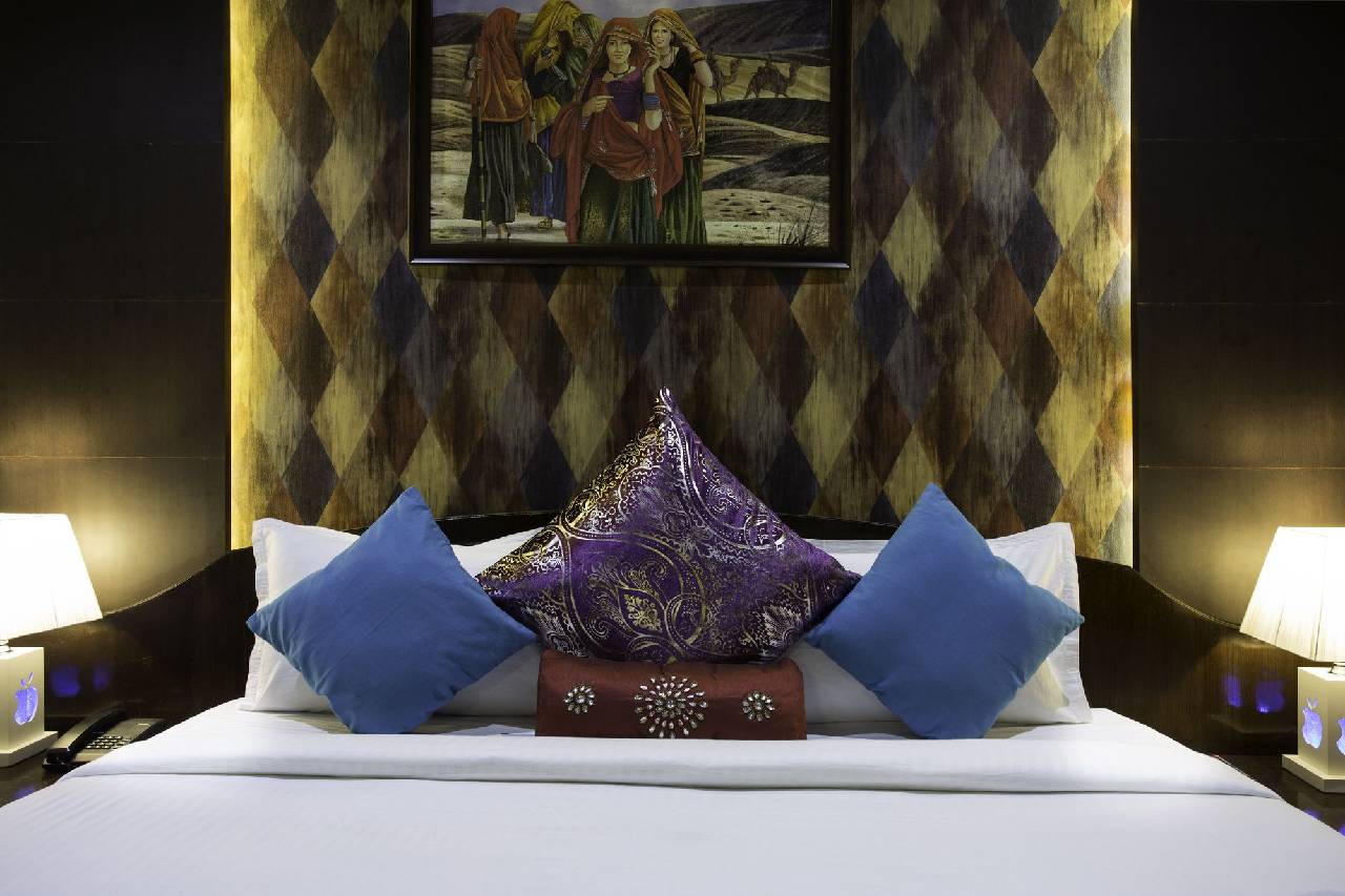 Golden Star Continental & Spa 