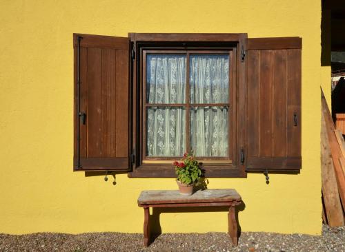 Bed And Breakfast Casa Fipinger Hotel Description
