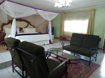 Anina's Executive Lodge Guestroom