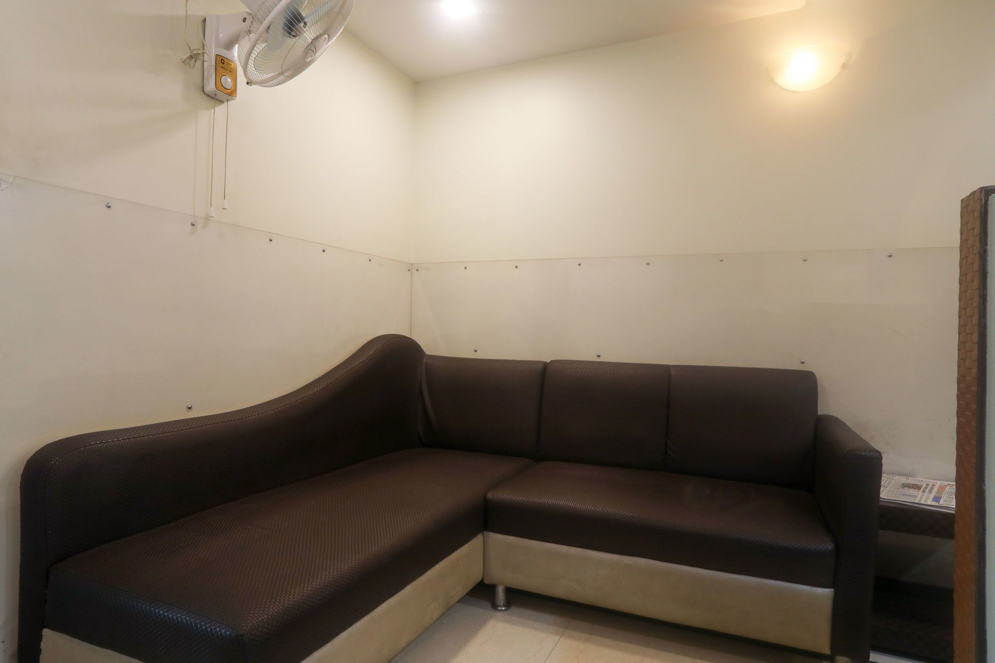 Oyo 4186 Hotel Oyster 