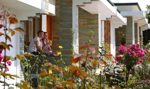 Elysium Gardens Hill Resorts 