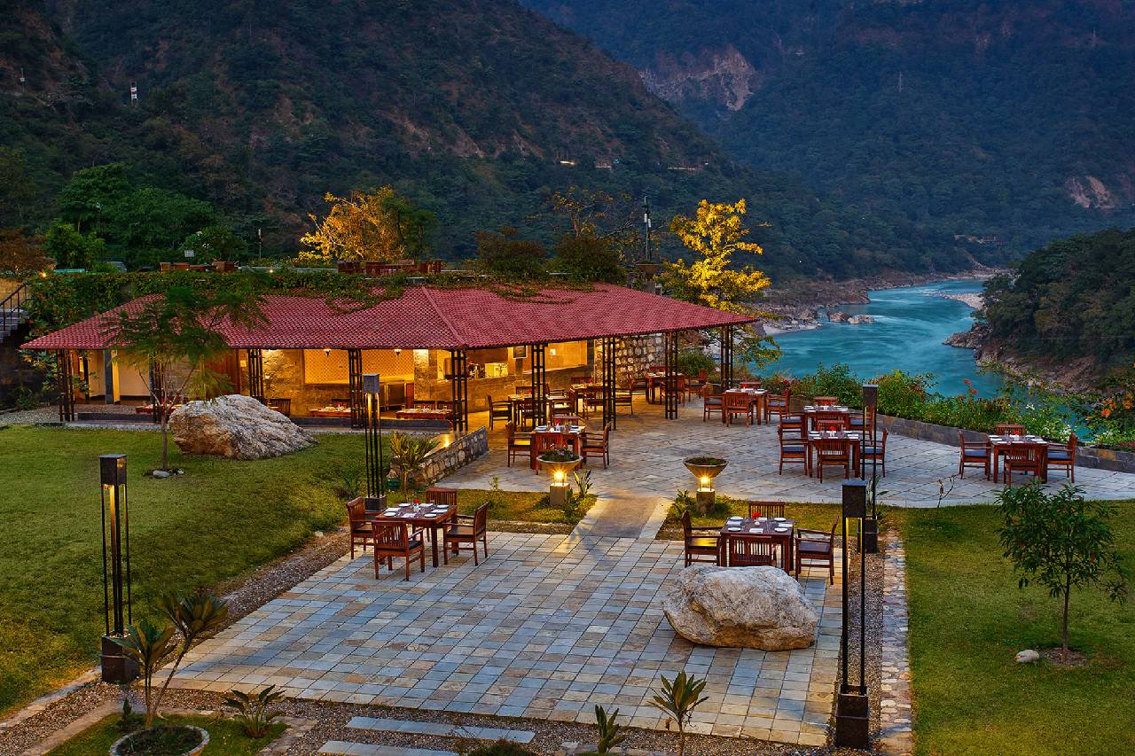 Aloha On The Ganges 