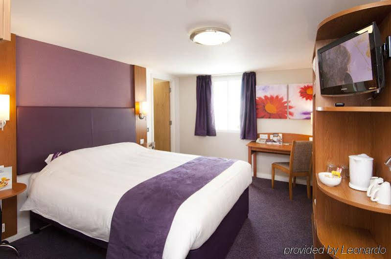 Premier Inn Aberdeen South 