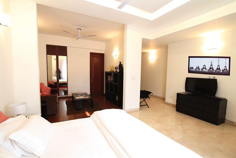 Luxury Suites And Hotels Huda City Centre 