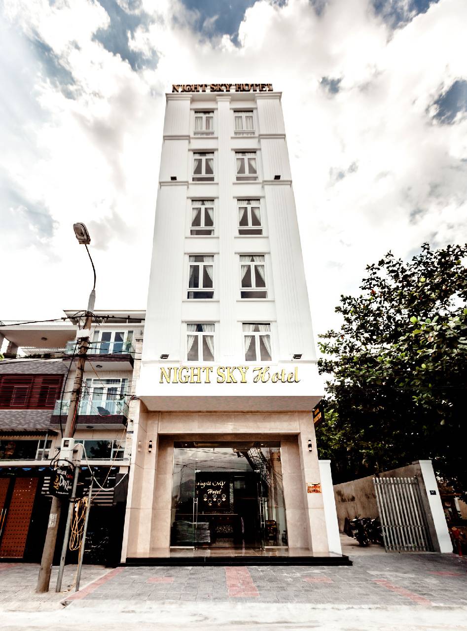 Night Sky Hotel 