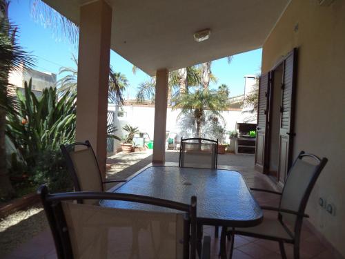 Home Holidays La Tonnara 