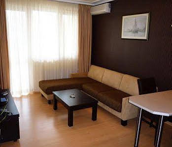 Apartment House Sofia (آپارتمان هاوس سوفیا) 