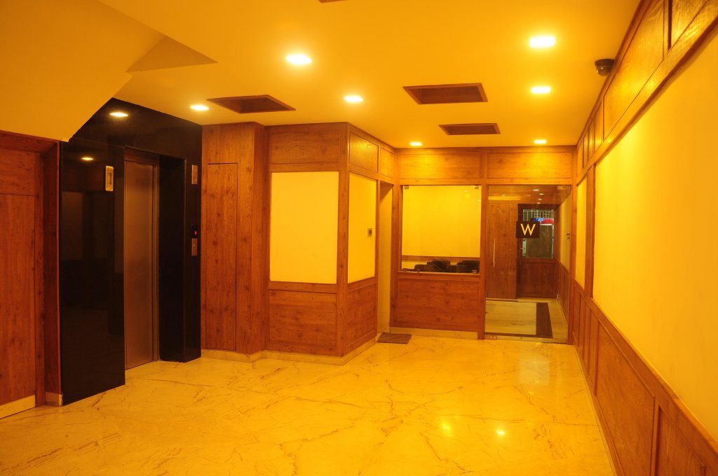 Westland Hotel 