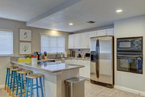 Las Vegas Luxury Modern Estate (لاس وگاس لاکچری مودرن استات) 