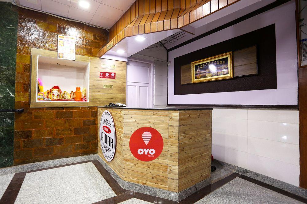 Oyo 8714 Hotel Amar 