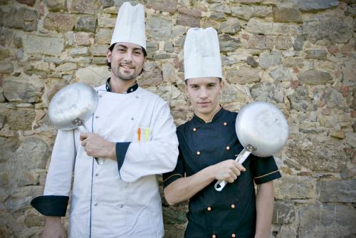 Agriturismo Il Torrione (آگریتوریسمو ایل توریون) 