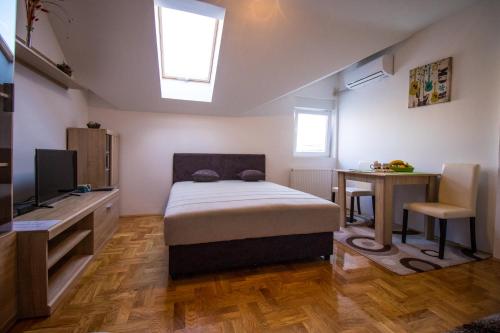 Monte Apartment 