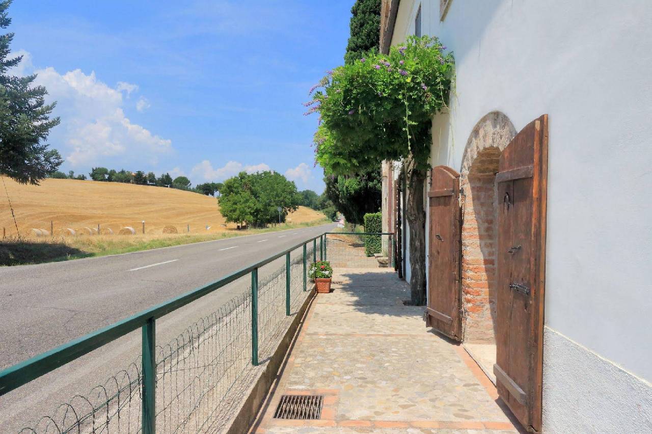 Trianon Country 