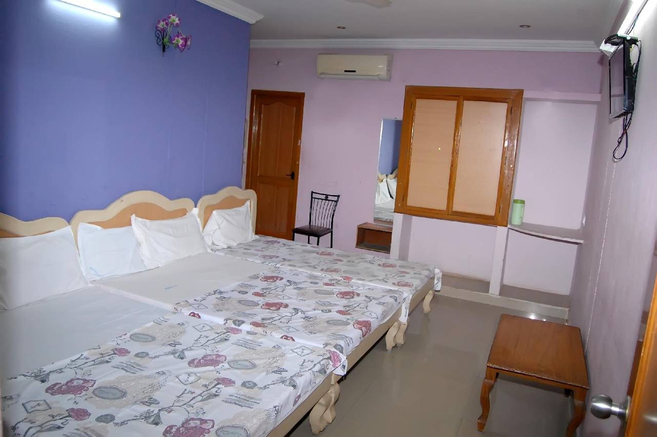 Hotel Jayaam 