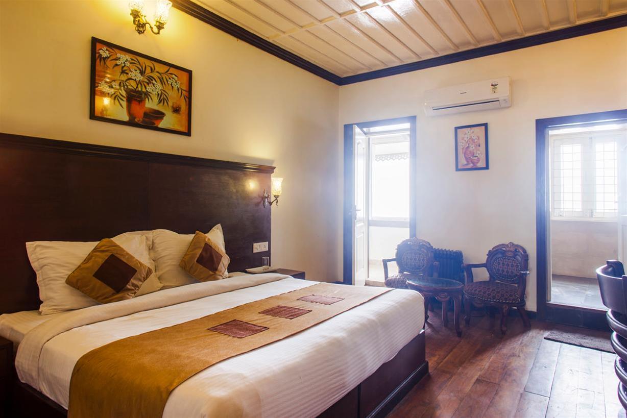 Oyo 11839 Hotel Paradise Mansion 