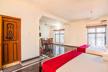 Hotel Landmark Guestroom