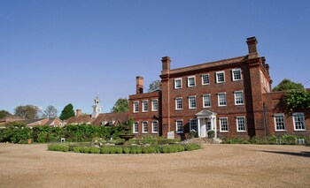 Champneys Henlow Exterior