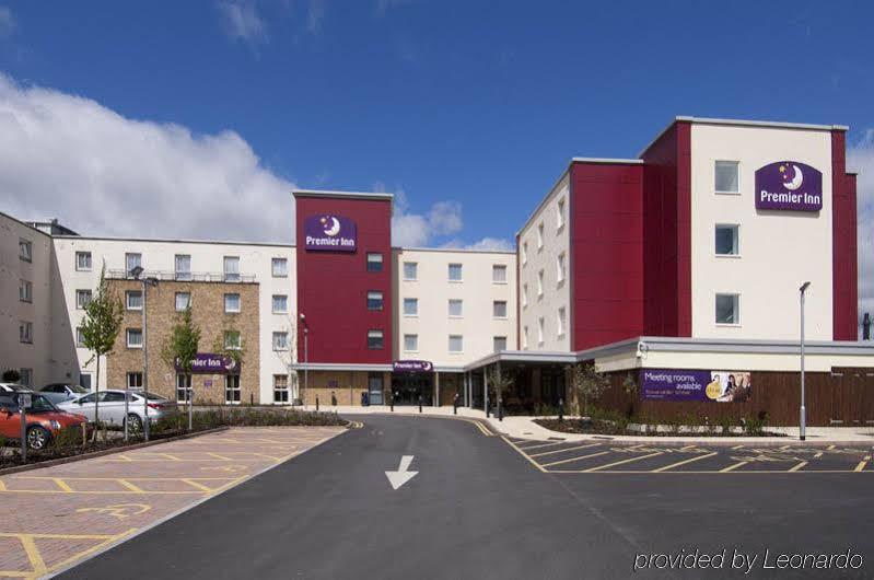 Premier Inn Bristol Cribbs Causeway 