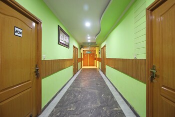 Oyo 7147 Hotel Madhur Regency Lobby