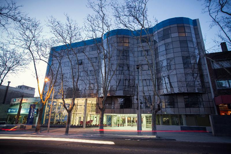 Regency Way Montevideo Hotel General view