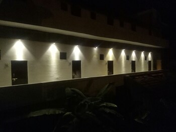 Hotel Nandini Exterior