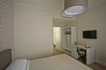 Domus Roma Guestroom