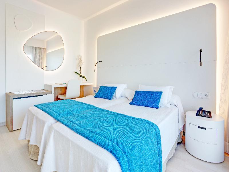 Grupotel Farrutx Room