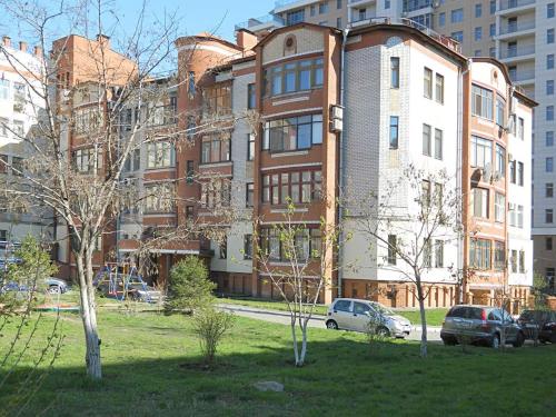 Apartment On Meridiannaya Ulitsa 6 