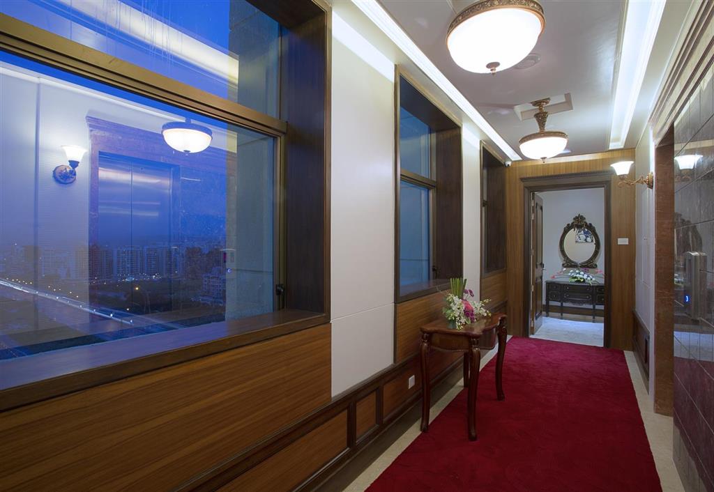 Royal Tulip Navi Mumbai RTNM - Ashoka Suite