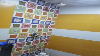 Hotel Laabh Bathroom