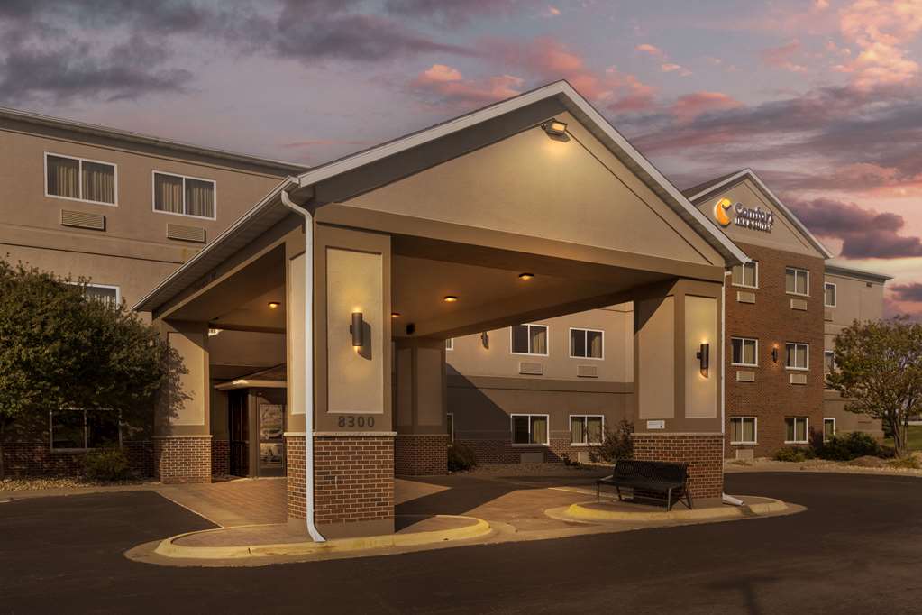 Comfort Inn & Suites Davenport Quad Cities - photo 4