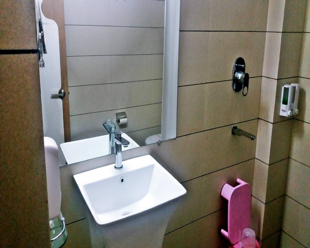 Jagjeet Hotel 