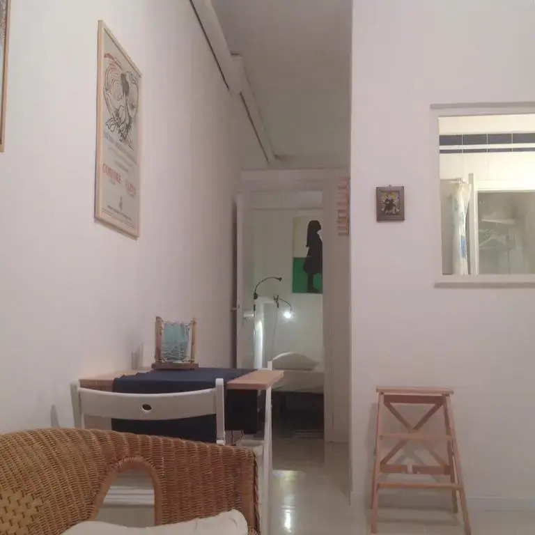 Villa Annasilva (ویلا آناسیلوا) 