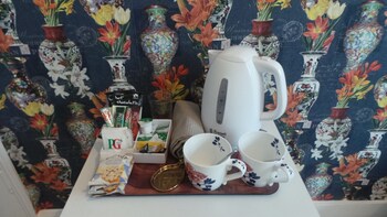 The Cherry Tree Guest House In-Room Coffee