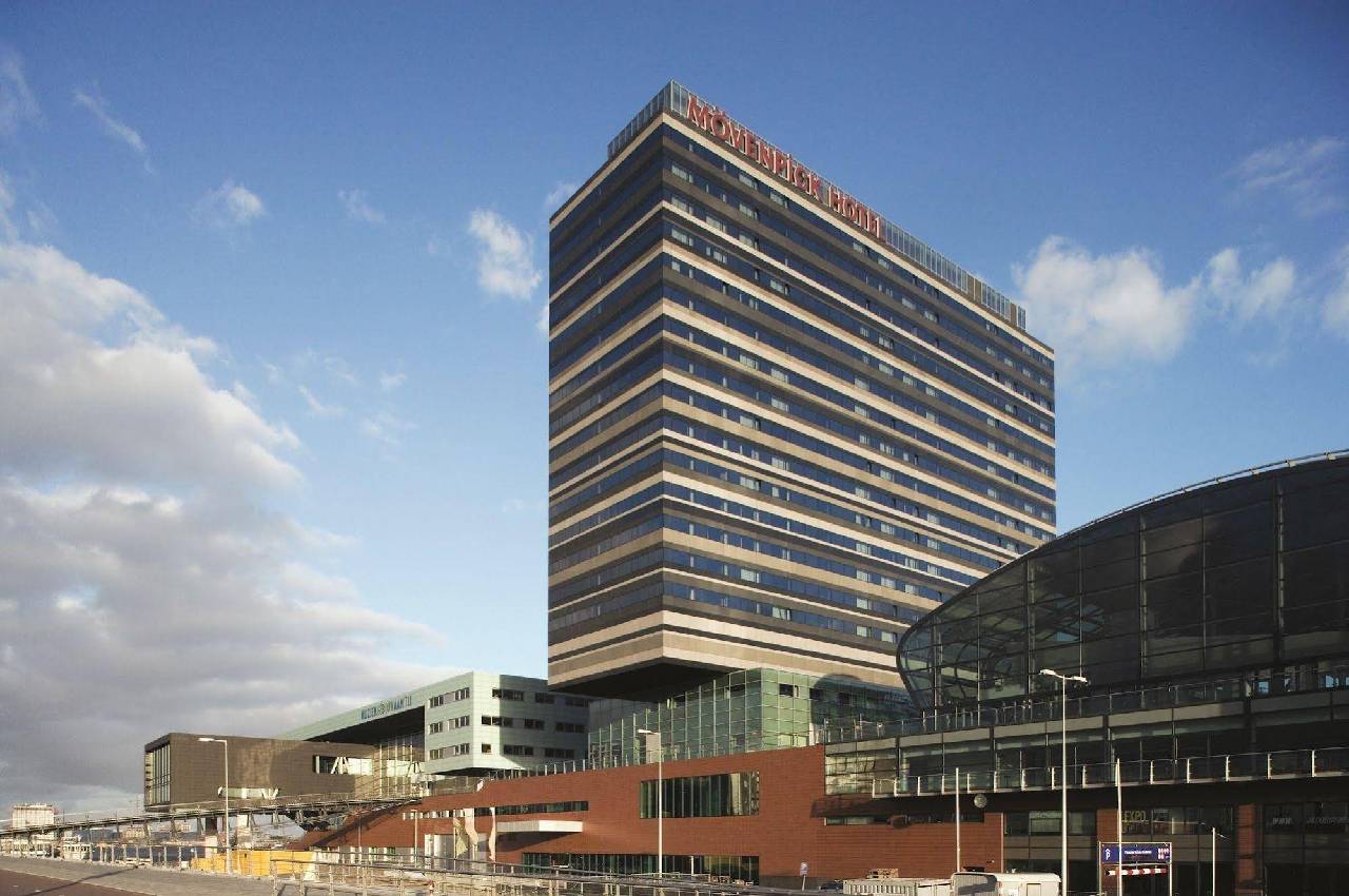 Mövenpick Hotel Amsterdam City Centre | Budget Accommodation Deals and ...